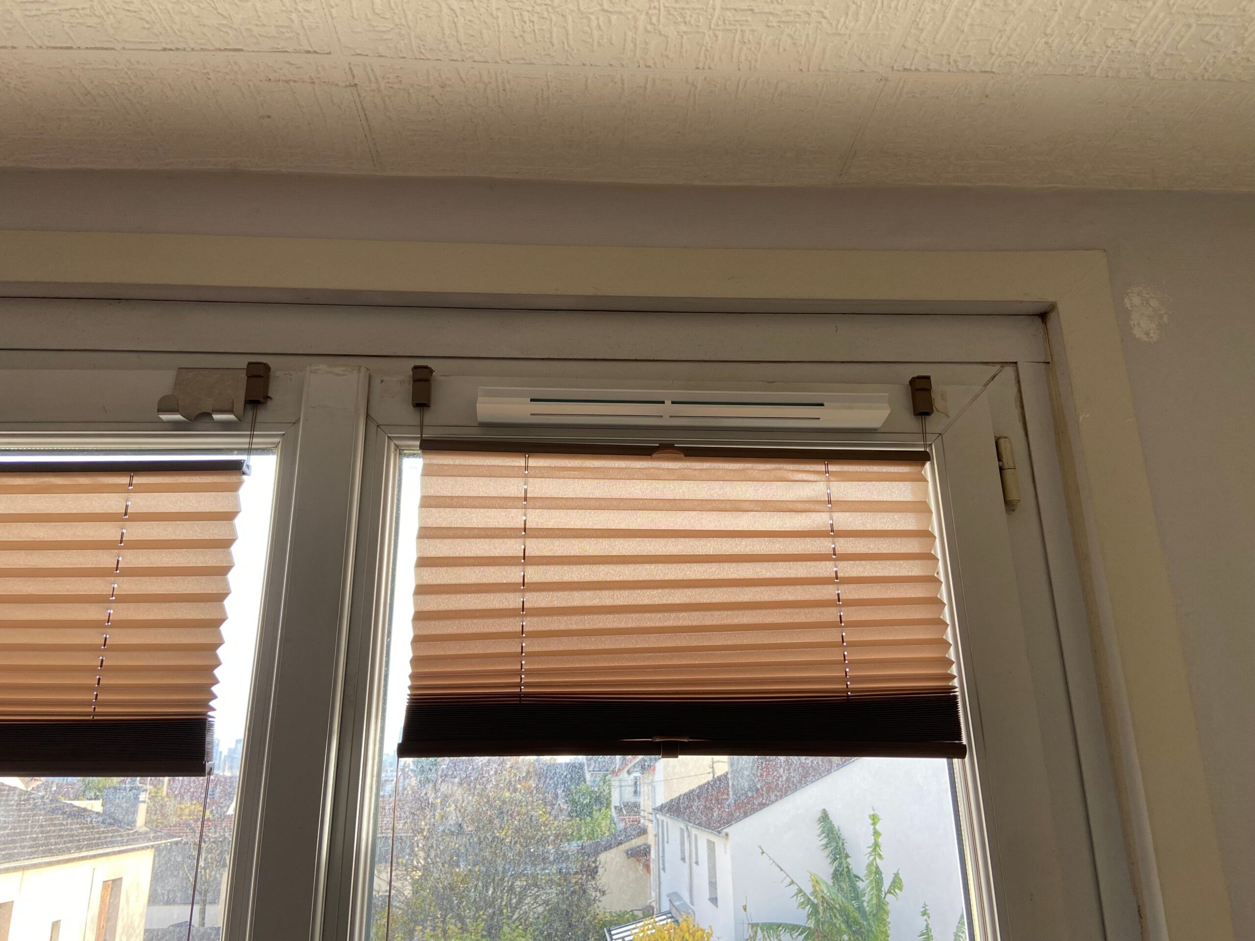 Entrée d'air hygroréglable